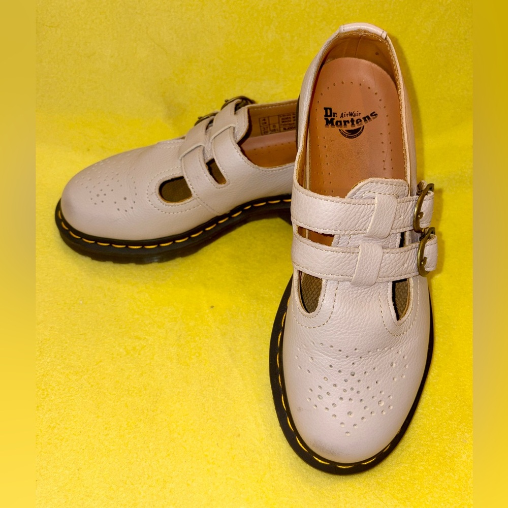Dr. Martens Women's Mary Jane shoes cream leather double straps - Size 6 EU 37
